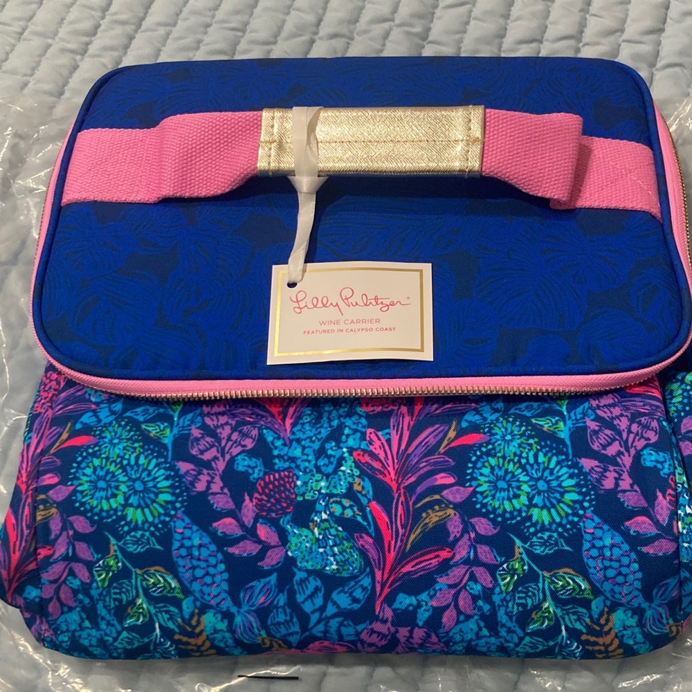 Lilly Pulitzer wine carrier cooler in Calypso Coast print